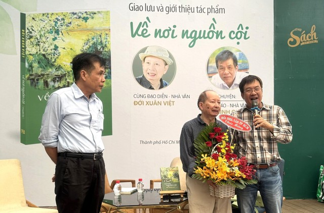 Nhà thơ Trương Nam Hương: 'Đọc Đới Xuân Việt, hiểu thêm dòng họ trâm anh thế phiệt'- Ảnh 5.