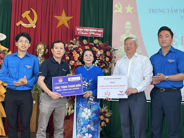 Trung tâm nuôi dạy trẻ khuyết tật Võ Hồng Sơn được hỗ trợ 2,5 tỉ đồng- Ảnh 5.