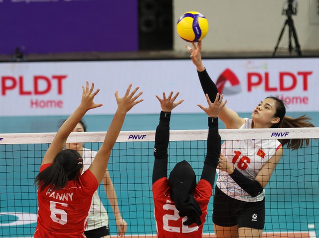 Nhân tố bất ngờ giúp đội tuyển bóng chuyền nữ Việt Nam đánh bại Indonesia giải châu Á- Ảnh 1.