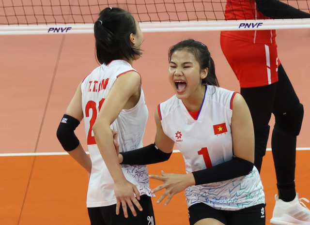 Nhân tố bất ngờ giúp đội tuyển bóng chuyền nữ Việt Nam đánh bại Indonesia giải châu Á- Ảnh 2.