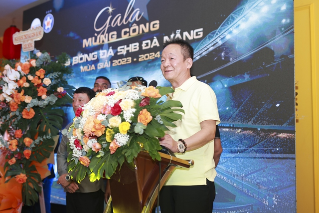 CLB SHB Đà Nẵng mừng công trở lại V-League, đặt mục tiêu 'khủng' ở mùa tới- Ảnh 2.