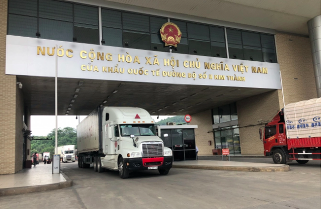 Triệu tập nghi phạm vụ 'tiền cổng' 500.000 đồng ở Cửa khẩu Kim Thành- Ảnh 2.