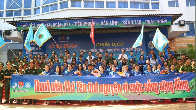 500 thanh niên, sinh viên tham gia Chiến dịch Thanh niên tình nguyện hè tại Phú Yên- Ảnh 1.