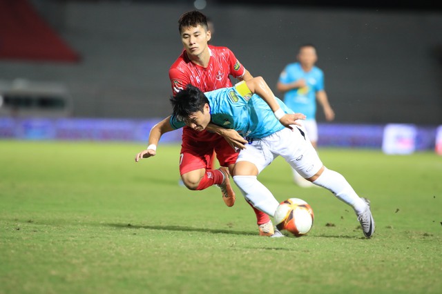 CLB Hải Phòng thắng Hà Tĩnh, cuộc chiến trụ hạng V-League căng hơn cả đua vô địch- Ảnh 1.