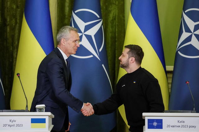 NATO bất đồng về 'kế hoạch 100 tỉ euro' cho Ukraine- Ảnh 1.
