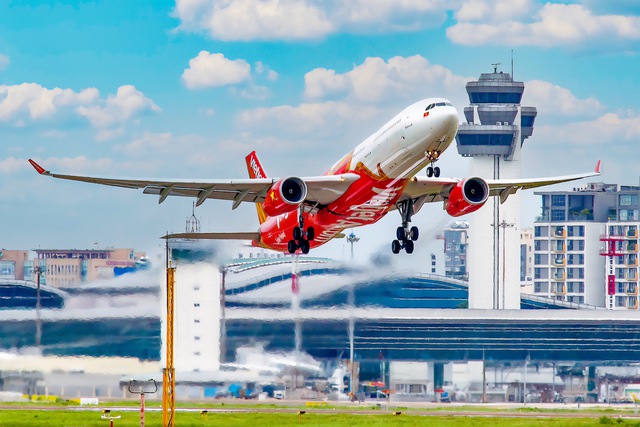 Vietjet tăng thêm 1,4 triệu vé phục vụ cao điểm hè- Ảnh 1.