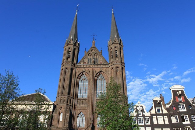 'Check in' tại các công trình kiến trúc tôn giáo độc đáo của Amsterdam, Hà Lan- Ảnh 3.