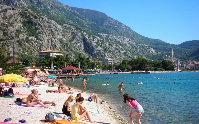 Tới thăm bảo tàng mèo, bãi biển, di sản cổ kính của thành phố Kotor, Montenegro- Ảnh 4.