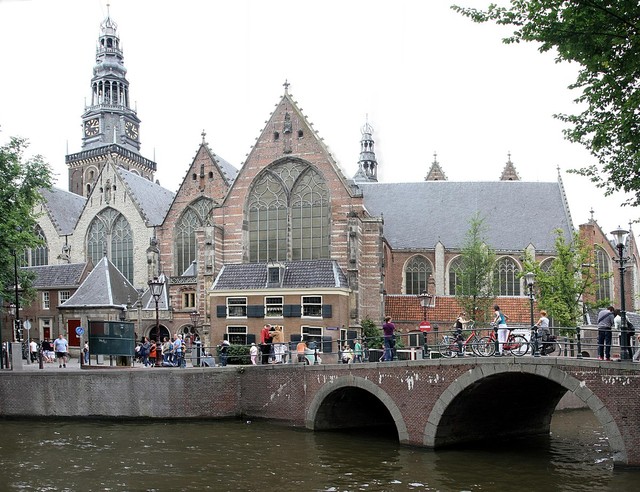 'Check in' tại các công trình kiến trúc tôn giáo độc đáo của Amsterdam, Hà Lan- Ảnh 4.
