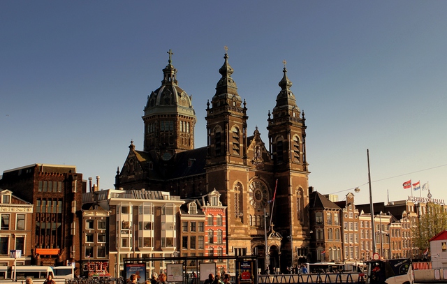 'Check in' tại các công trình kiến trúc tôn giáo độc đáo của Amsterdam, Hà Lan