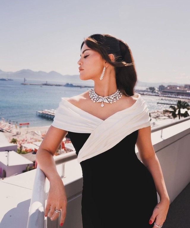 Selena Gomez sơn bộ móng tay 13 USD đến thảm đỏ Cannes- Ảnh 2.