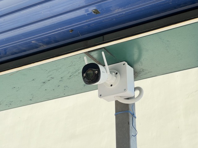 Lén lút chích ma túy trên cầu bộ hành: Lắp camera giám sát- Ảnh 2.