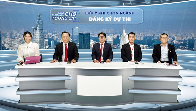 Tại buổi tư vấn chiều qua, các chuyên gia gửi đến thí sinh nhiều lời khuyên cần thiết trong giai đoạn đăng ký dự thi tốt nghiệp THPT