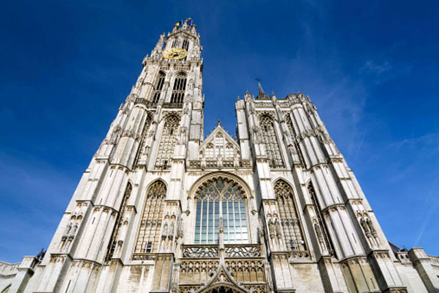 Những nhà thờ đẹp với kiến trúc cổ kính ở Bỉ rất đáng để tham quan