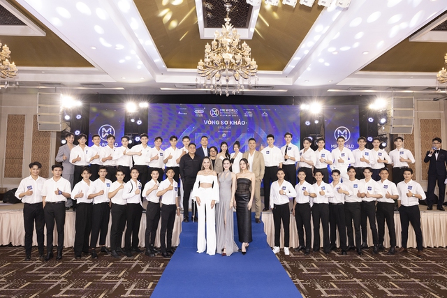 Ban giám khảo và top 33 thí sinh vào vòng chung kết Nam vương Thế giới Việt Nam 2024