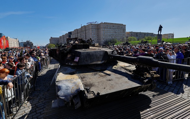 Xe tăng Abrams của Mỹ lộ điểm yếu chí mạng, thất thế trên tiền tuyến Ukraine- Ảnh 1.