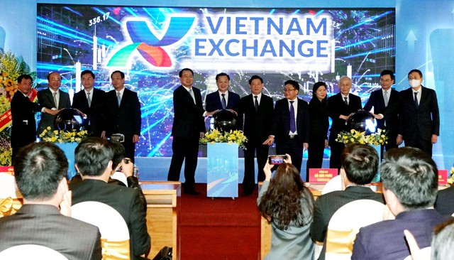 Sở giao dịch chứng khoán Việt Nam đạt  gần 2.000 tỉ đồng lợi nhuận- Ảnh 1.
