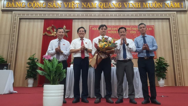 Ông Nguyễn Duy Ân được bầu giữ chức Chủ tịch UBND TP.Tam Kỳ, Quảng Nam- Ảnh 1.