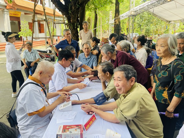 Phát huy tinh thần 'Phật giáo đồng hành cùng dân tộc'- Ảnh 1.