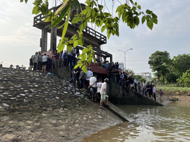 Lật thuyền, hai vợ chồng tử vong- Ảnh 1.