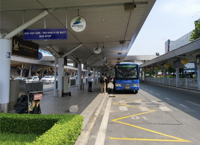 TP.HCM nỗ lực tăng cường hoạt động vận tải hành khách công cộng kết nối tới sân bay