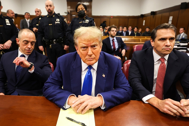 Ông Trump tại phiên tòa ngày 3.5 ở New York (Mỹ)