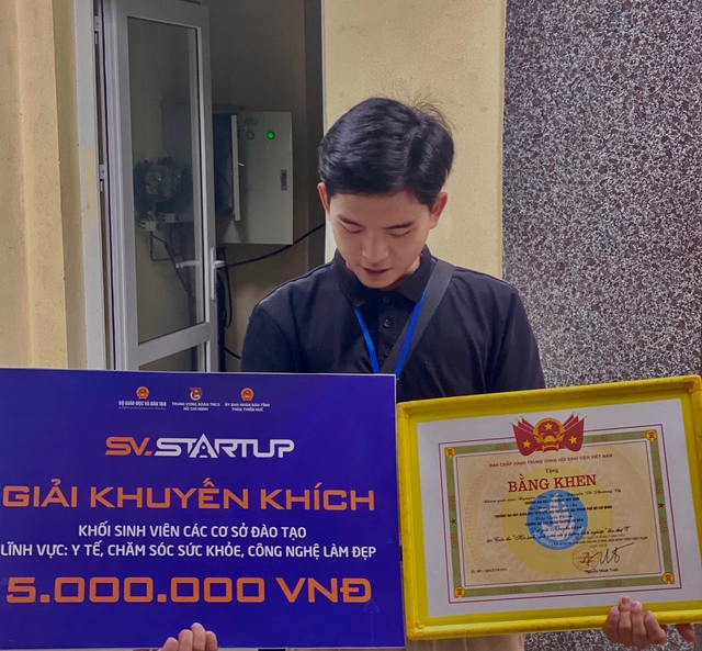 Quốc Chinh đạt giải trong cuộc thi Sinh viên với ý tưởng khởi nghiệp