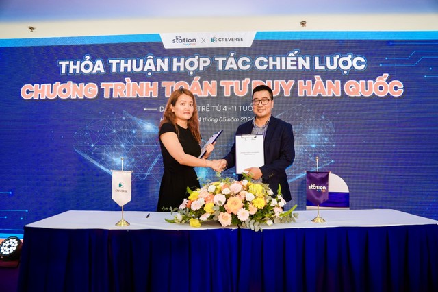 Đại diện các bên ký kết hợp tác chiến lược