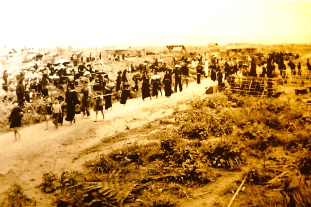 Sau khi bộ đội Trung đoàn 176 khai hoang phục hóa, làm sạch đất đai, nhiều đồng bào Điện Biên đã rời nơi sơ tán trở về quê cũ