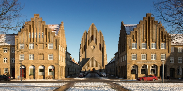 Ấn tượng với kiến trúc nhà thờ độc đáo, lâu đời tại đất nước Đan Mạch- Ảnh 3.
