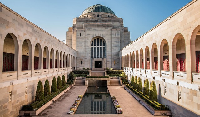 Không nổi tiếng như Sydney, Canberra thủ đô của Úc đẹp bình yên và giàu lịch sử- Ảnh 5.