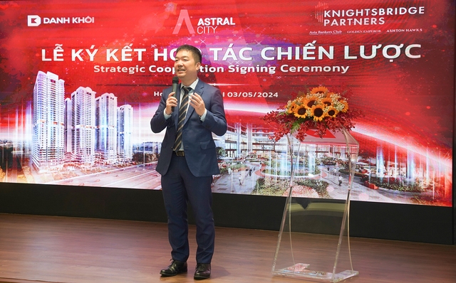 Ông Kingston Lai - Đại diện Knightsbridge Partners chia sẻ tại sự kiện