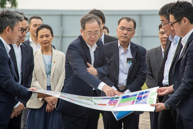 Lãnh đạo Nhật Bản tham quan thực địa dự án Thành phố Thông minh Bắc Hà Nội- Ảnh 1.