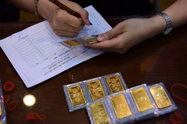 7.900 lượng vàng trúng thầu với giá 89,42 triệu đồng- Ảnh 1.