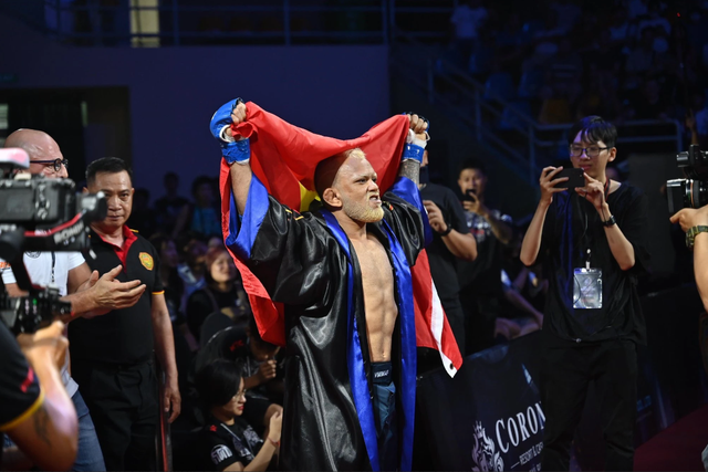 'Chiến thần MMA' Robson Oliveira sẽ đại diện cho chủ nhà thi đấu