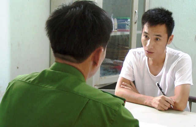 Bị can Trần Văn Duy khai nhận hành vi phạm tội với Công an TX.Điện Bàn