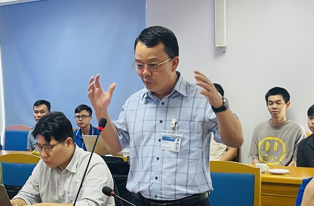 Ông Nguyễn Xuân Vĩnh nêu ý kiến tại hội nghị