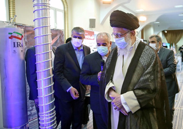 Iran cảnh báo khả năng chế tạo bom hạt nhân nếu sự tồn vong bị đe dọa- Ảnh 1.