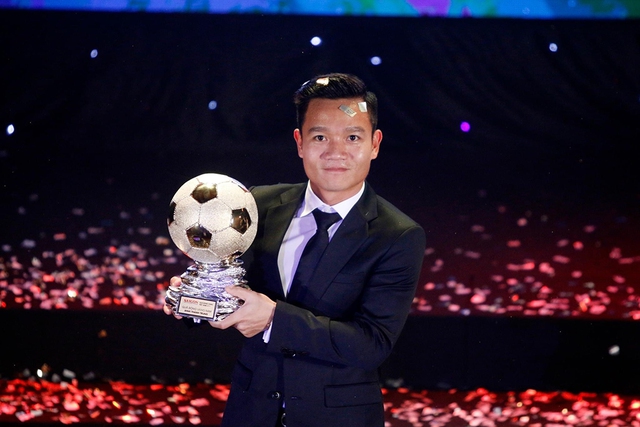 Cầu thủ từng là tượng đài về lối sống, về năng lực chuyên môn - Quả bóng vàng VN năm 2017 Đinh Thanh Trung, dính bê bối lớn vì ma túy