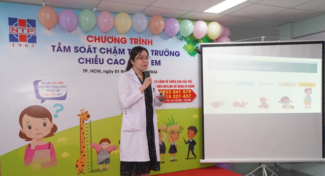 Bệnh viện Nguyễn Tri Phương miễn phí tầm soát chậm tăng trưởng chiều cao trẻ em

- Ảnh 2.