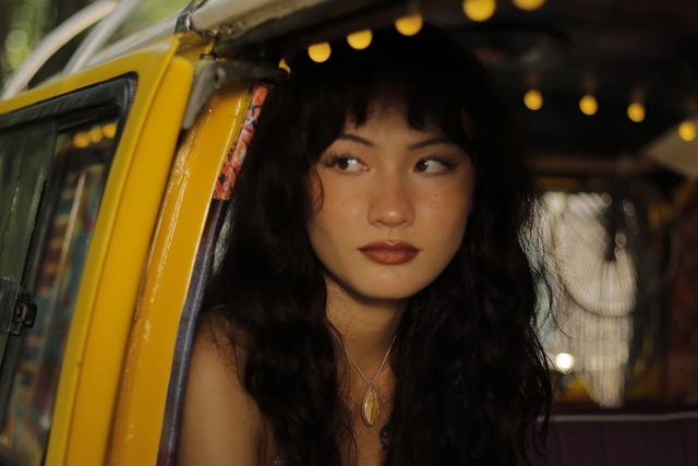 Cảnh nóng của cô gái lai Việt - Đức và diễn viên Quốc Khánh trong 'Móng vuốt'- Ảnh 1.