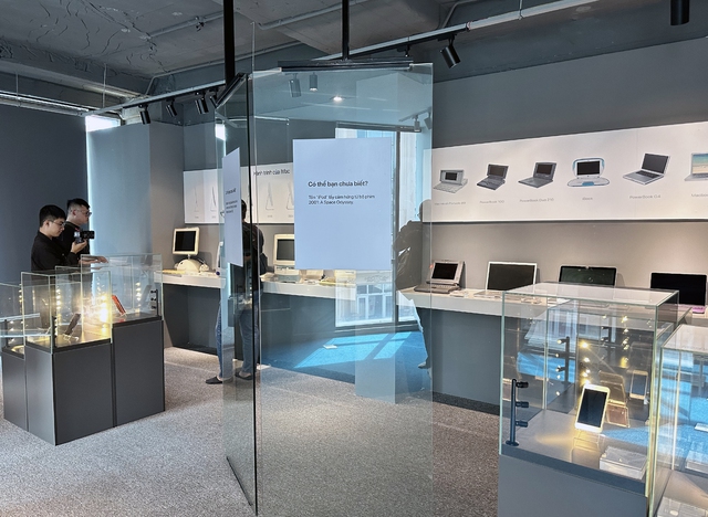 Không gian đặc biệt trưng bày sản phẩm Apple tại Hà Nội- Ảnh 7.