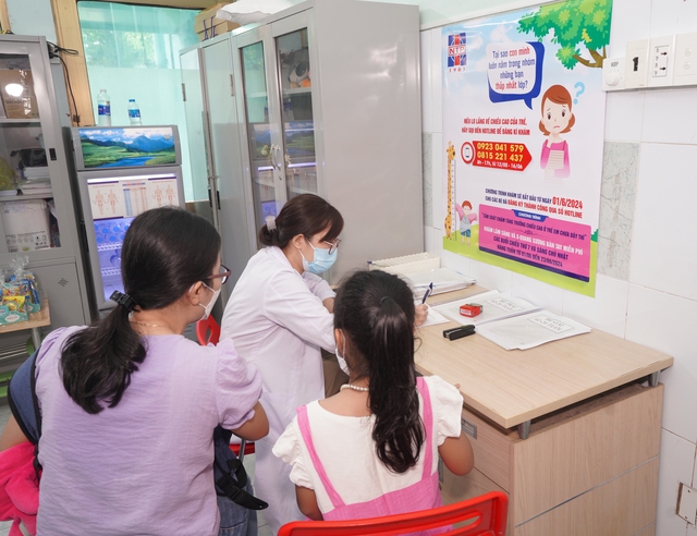 Bệnh viện Nguyễn Tri Phương miễn phí tầm soát chậm tăng trưởng chiều cao trẻ em

- Ảnh 4.