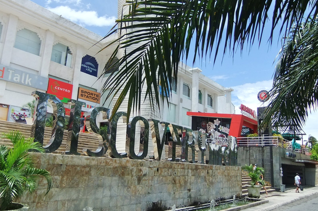 Những khu trung tâm mua sắm sẽ khiến du khách yêu thích tại Indonesia- Ảnh 5.