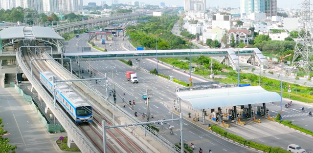 Hơn 100.000 tỉ đồng ‘rót’ vào khu Đông tạo đà hồi sinh thị trường bất động sản- Ảnh 2.