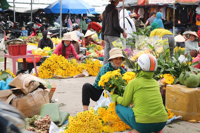 Mùng 5 tháng 5: Chạnh lòng nhớ quê da diết- Ảnh 3.