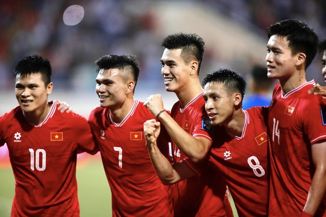 Nhiều người mong muốn tuyển Việt Nam sẽ đi tiếp vòng loại World Cup, bạn thì sao?- Ảnh 1.