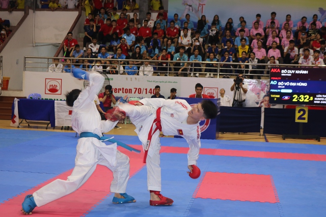 Gần 1.000 VĐV tranh tài tại giải vô địch trẻ karate quốc gia năm 2024- Ảnh 1.