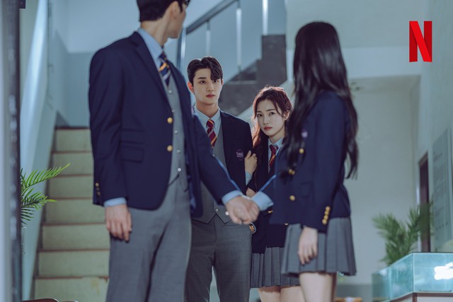 Phim học đường Hàn Quốc ngập tràn cảnh nóng bất ngờ ăn khách- Ảnh 5.