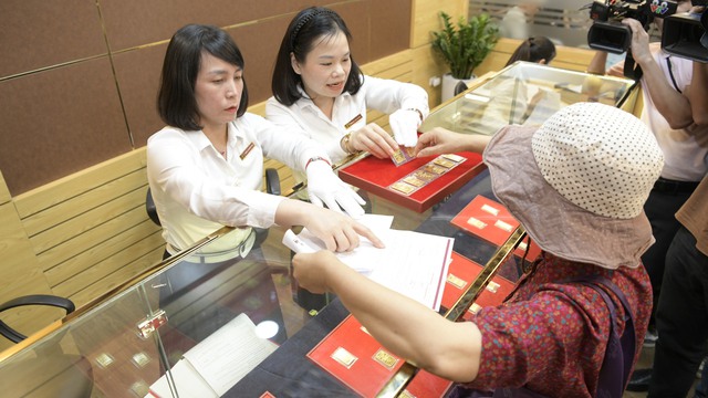 Giá bán vàng của Ngân hàng Nhà nước 'đứng yên' 5 ngày liên tiếp- Ảnh 1.